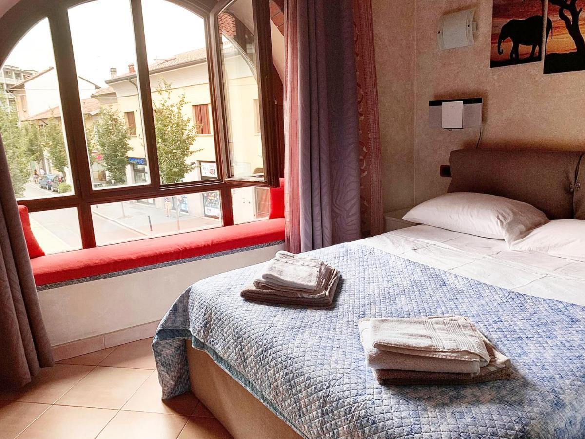 B&B Corte Del Centro Novate Milanese Exterior foto